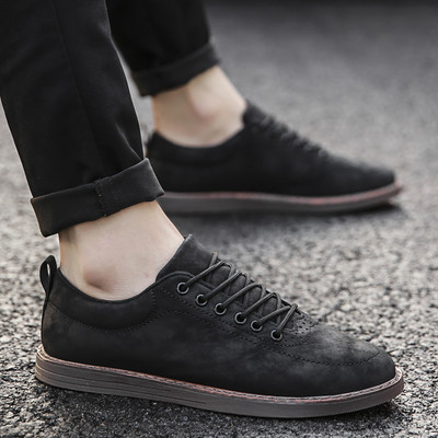 Ανδρικά μοκασίνια με δεσμούς