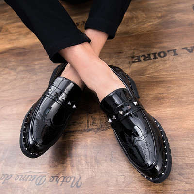 Κομψσά ανδρικά μοκασίνια  διαφορετικά σχέδια