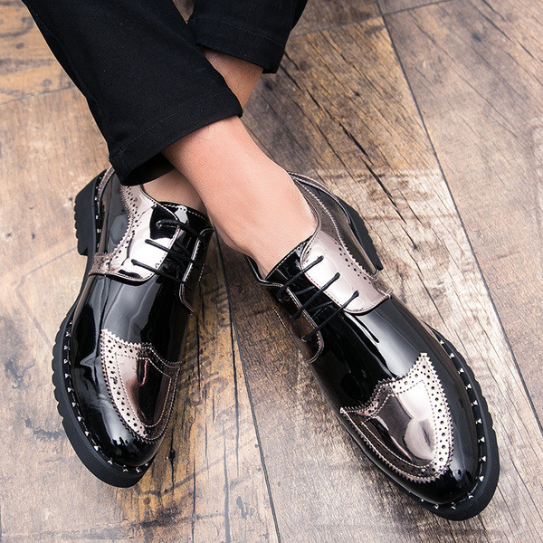 Mocasini eleganti pentru barbati din piele lacuita in diferite modele