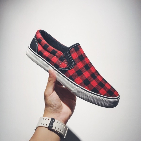 Мъжки карирани мокасини с равна подметка в два цвята