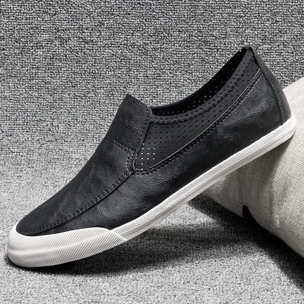 Ανδρικά μοκασίνια με επίπεδη σόλα σε διάφορα χρώματα