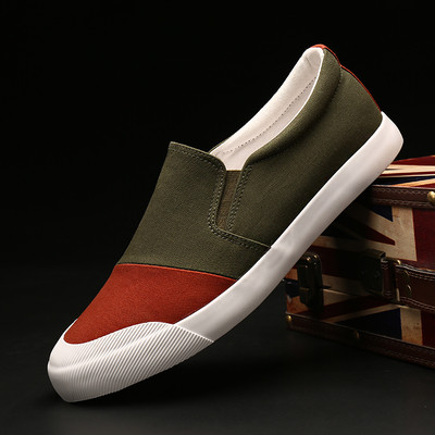 Κομψά ανδρικά μοκασίνια σε ρέοντα χρώματα με επίπεδη σόλα