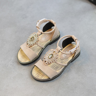 Παιδικά σανδάλια για κορίτσια με τρισδιάστατη διακόσμηση