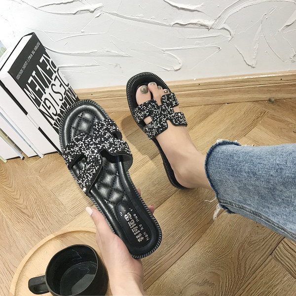 Papuci de dama moderni cu pietre in trei culori