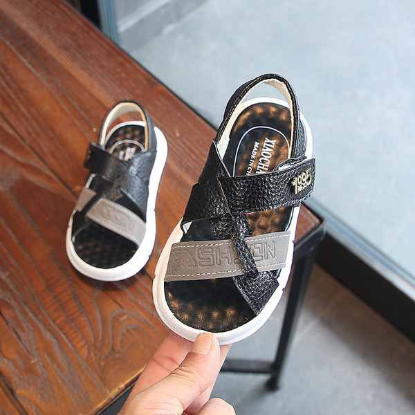 Sandale pentru copii moderne pentru baieti in mai multe culori