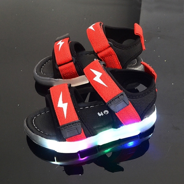 Sandale moderne pentru copii pentru băieți - strălucitoare în diferite culori