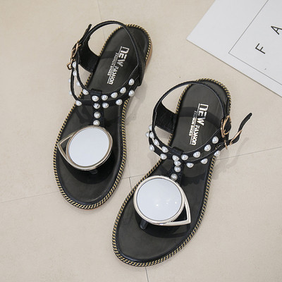 Модерни дамски сандали с метална декорация и перли в два цвята