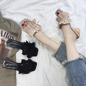 Дамски модерни чехли с нисък ток в два цвята