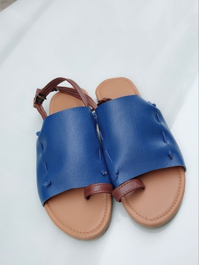 Удобни ниски дамски сандали от еко кожа в четири цвята