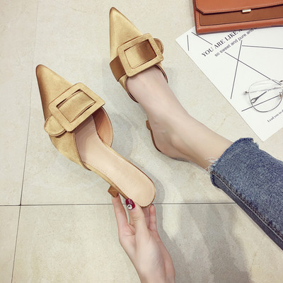 Γυναικείες παντόφλες σε τρία χρώματα