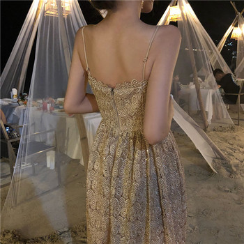 Елегантна дамска рокля ретро стил 