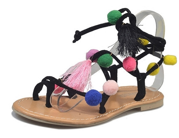 Ежедневни дамски сандали с декорация цветни пискюли и тпчета- в два цвята
