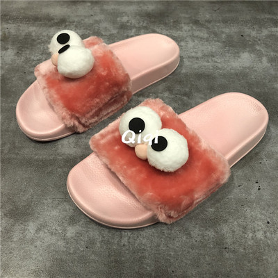 Papuci de damă cu puf și decor 3D în trei culori