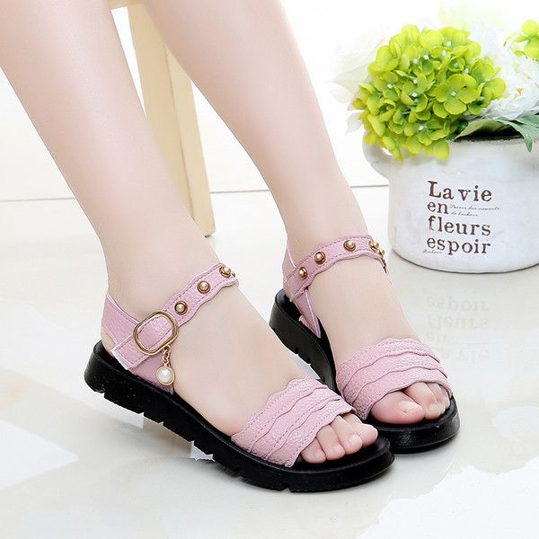 Sandale pentru fete pentru copii cu talpa plate si ochiuri in alb si roz