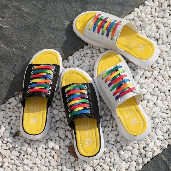 Ежедневни дамски чехли с цветна декорация