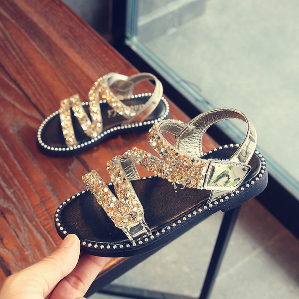 Sandale moderne pentru copii pentru fete cu pietre decorative în negru, roz, auriu și argintiu
