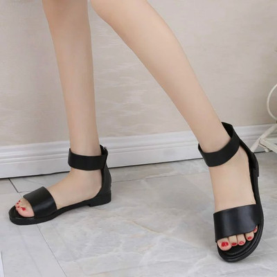 Sandale casual pentru copii pentru fete cu ciucuri in negru, gri si alb