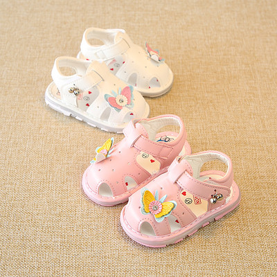 Бебешки сандали за момичета в различни модели