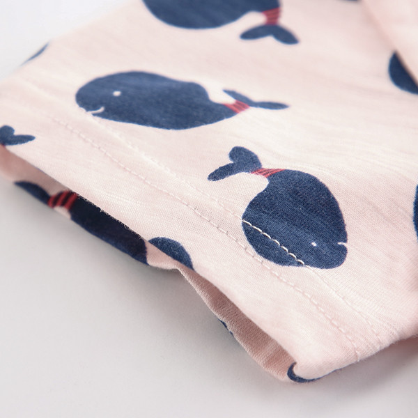 Set copii pentru baieti - tricou cu sampanie si pantaloni scurti