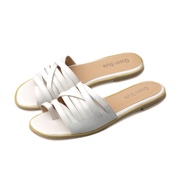 Papuci de damă comozi și casual, în alb