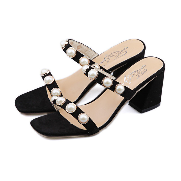 Papuci de dama in trei culori cu perle pe tocuri joase