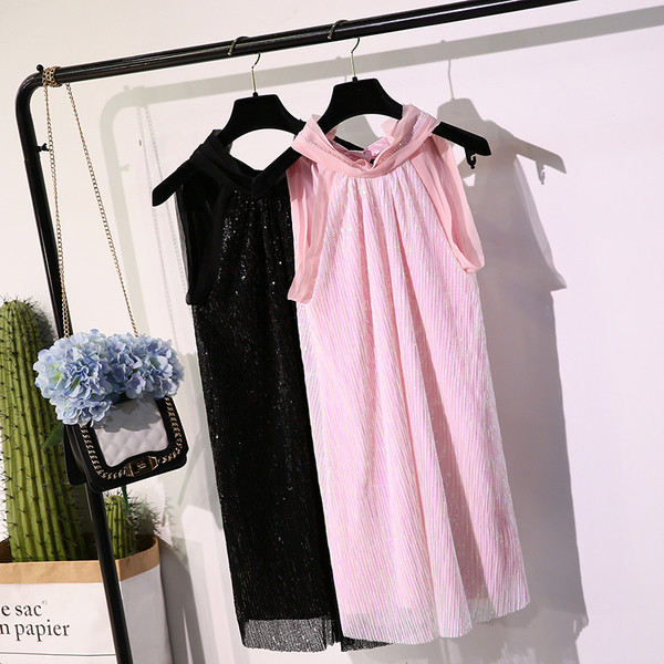 Rochie de vara moderna cu panglica pe spate