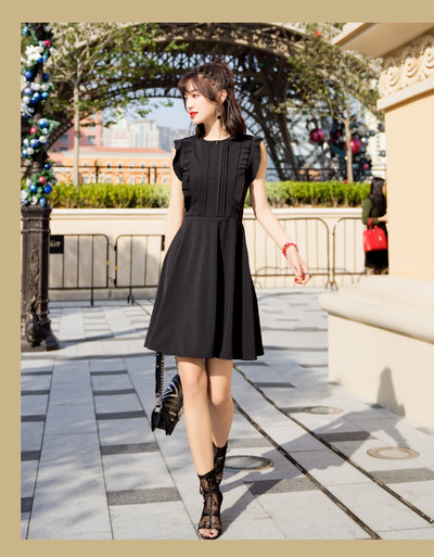 Rochie de dama decupata in doua culori