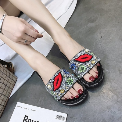 Papuci casual de dama cu pietre si broderie in alb si negru