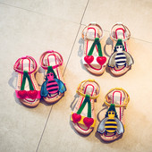 Παιδικά μοντέρνα σανδάλια για κορίτσια με 3D διακοσμήσεις