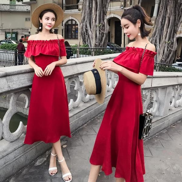 Φρέσκο γυναικείο ​​φόρεμα  με πεσμένα μανίκια