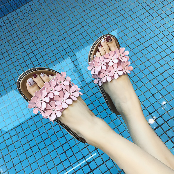 Papuci dama in patru culori cu motive florale