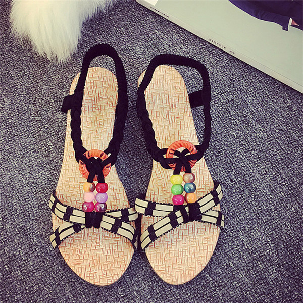 NOU model confortabil de sandale dama, fara inchidere cu elemente colorate