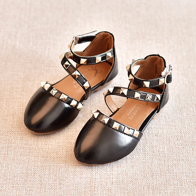 Детски модерни затворени сандалки за момичета с капси в черен, бежов и розов цвят