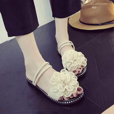 Papuci moderni de dama cu decor floral in trei culori