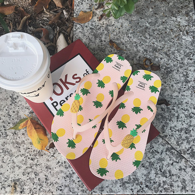 Papuci casual de dama in roz cu aplicatie