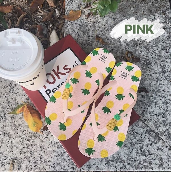 Papuci casual de dama in roz cu aplicatie