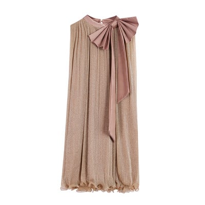 Κομψό γυναικείο φόρεμα με κορδέλα γύρω από το λαιμό