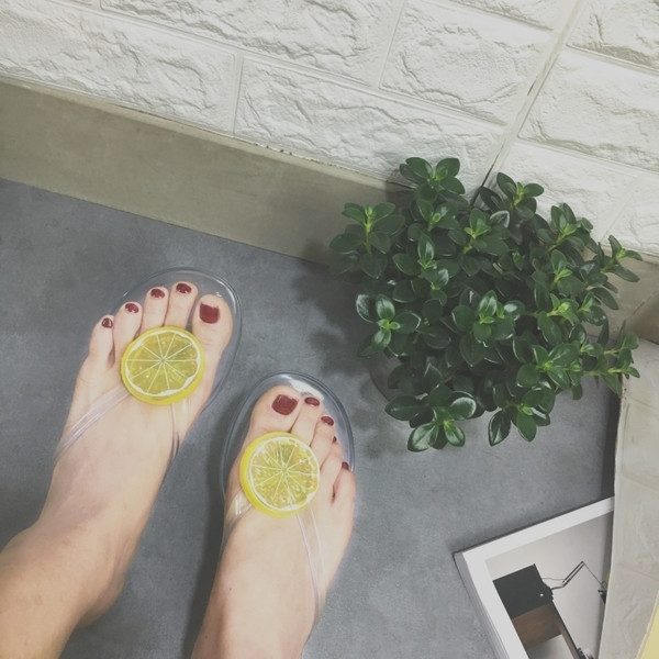 Papuci dama cu decor 3D in doua culori