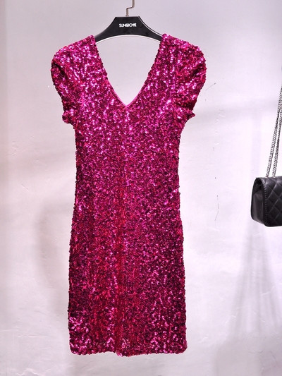 Κομψό sequined φόρεμα σε διάφορα χρώματα