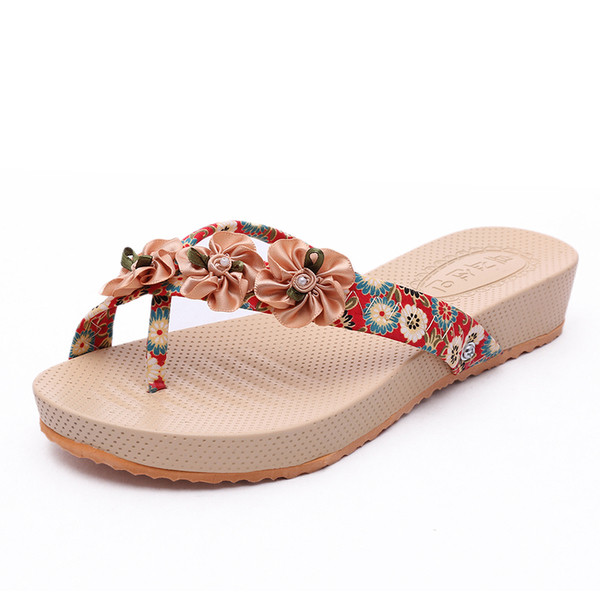 Ежедневни дамски чехли с 3D декорация в два цвята