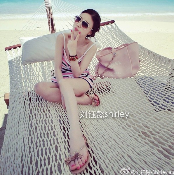 Papuci dama cu elemente metalice si panglica in doua culori