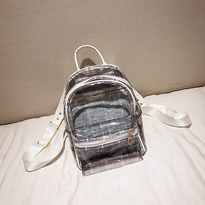 Rucsac de damă cu inscripții în alb și negru