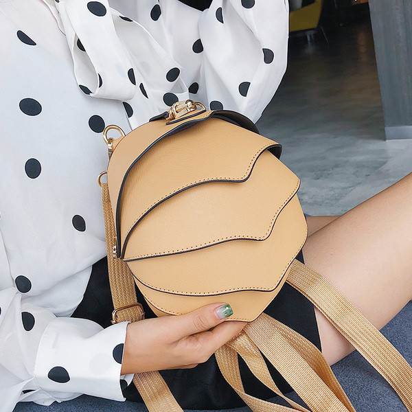 Rucsac mic de dama extravagant in trei culori