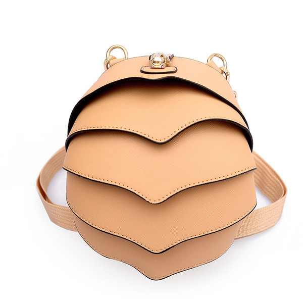 Rucsac mic de dama extravagant in trei culori