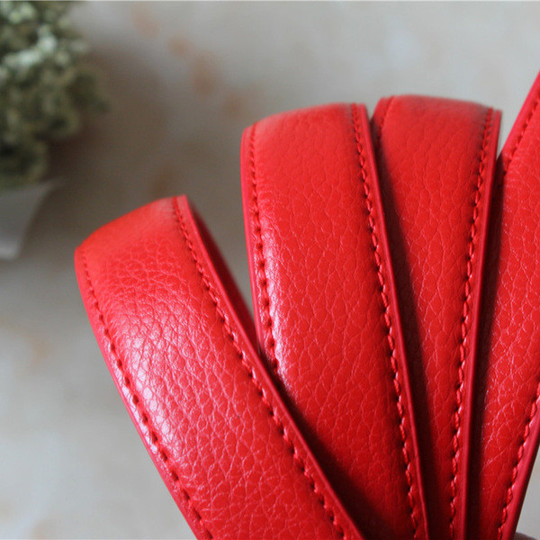 Γυναικεία κομψή ζώνη με διαφορετικές πόρπες