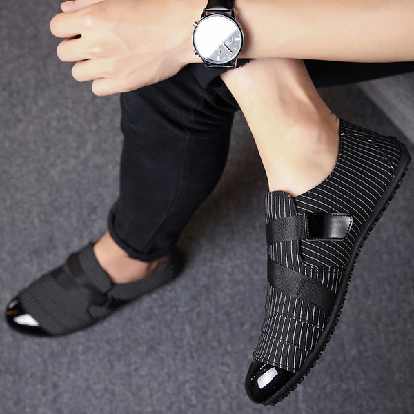 Mocasini eleganti pentru barbati cu adezivi in negru si rosu