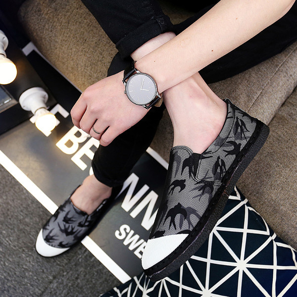 Модерни мъжки мокасини с апликация в два цвята