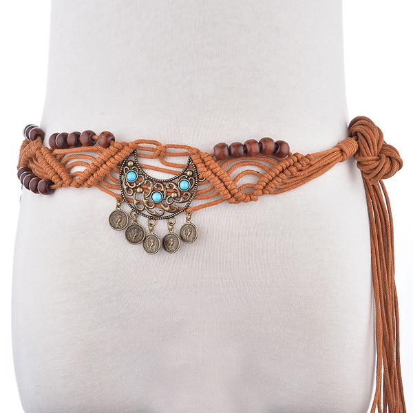 Curea de dama tricotata in stil etno cu margele decorative