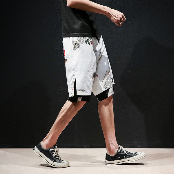 Pantaloni scurți sport cu motive florale