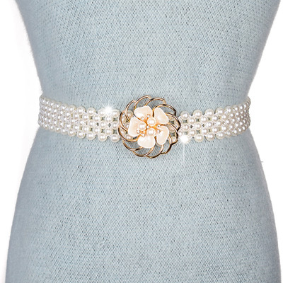 Cureaua de dama eleganta din perle decorative